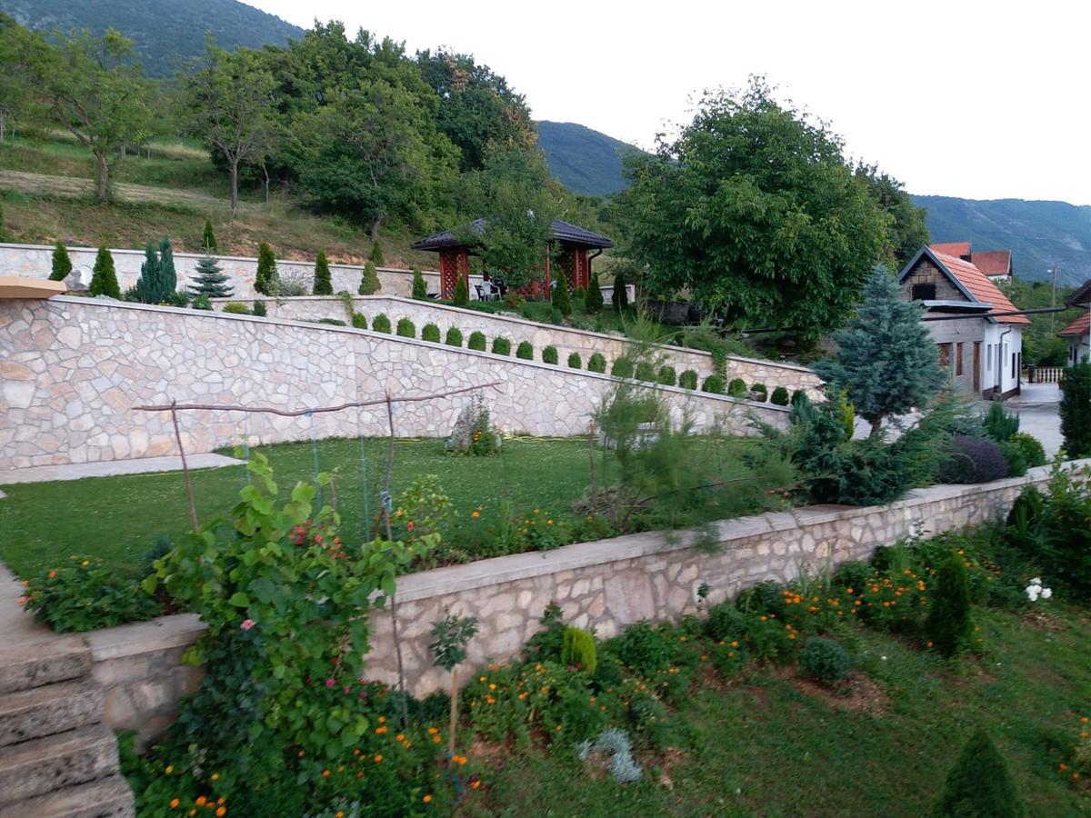 Kuca Za Odmor Sarcevic Apartment Prozor Exterior photo