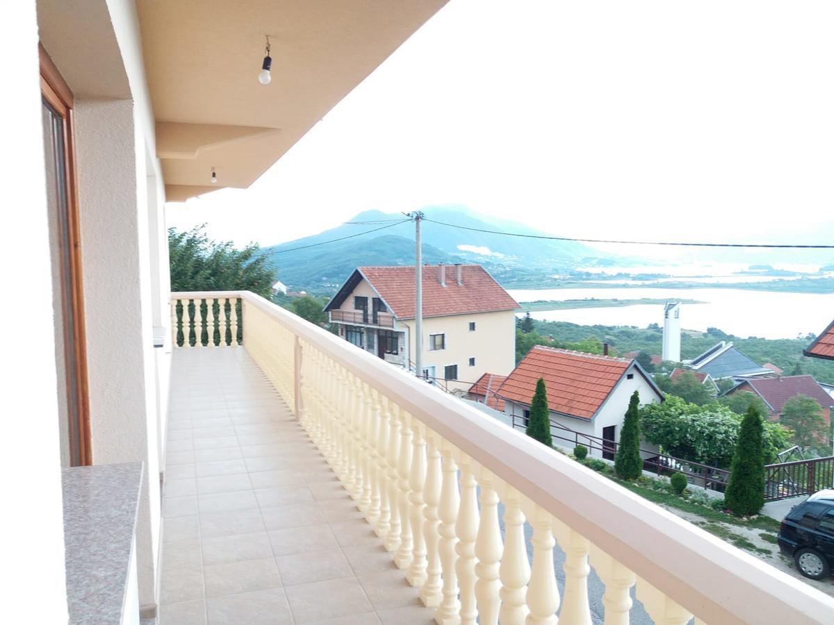 Kuca Za Odmor Sarcevic Apartment Prozor Exterior photo
